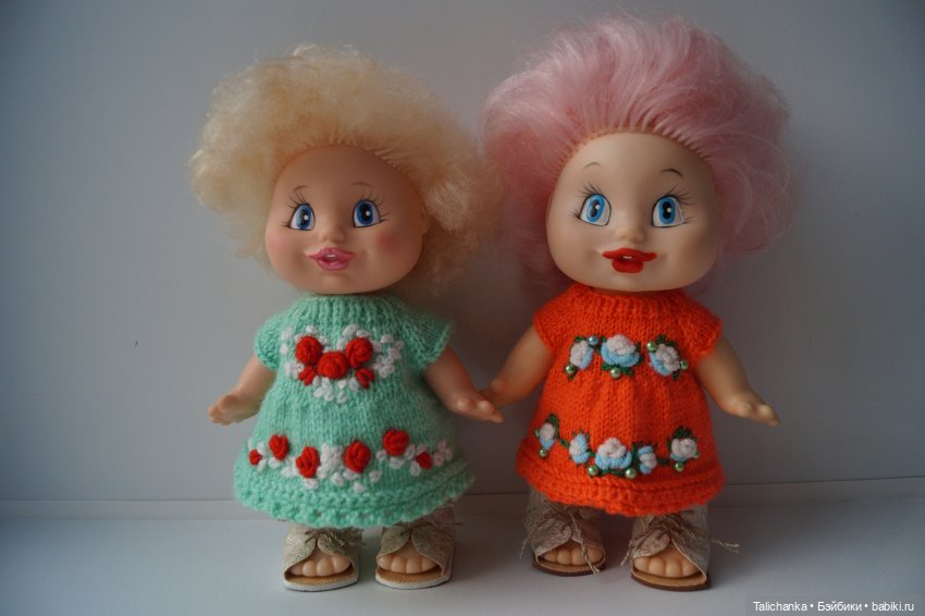 Пятая выписка июля. Новые волосы для горьковской девочки. Карлсон здоров. Две Женьки прихорошились. Оленьки снова видят