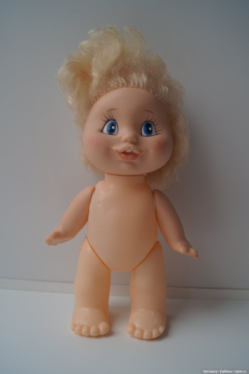 Пятая выписка июля. Новые волосы для горьковской девочки. Карлсон здоров. Две Женьки прихорошились. Оленьки снова видят