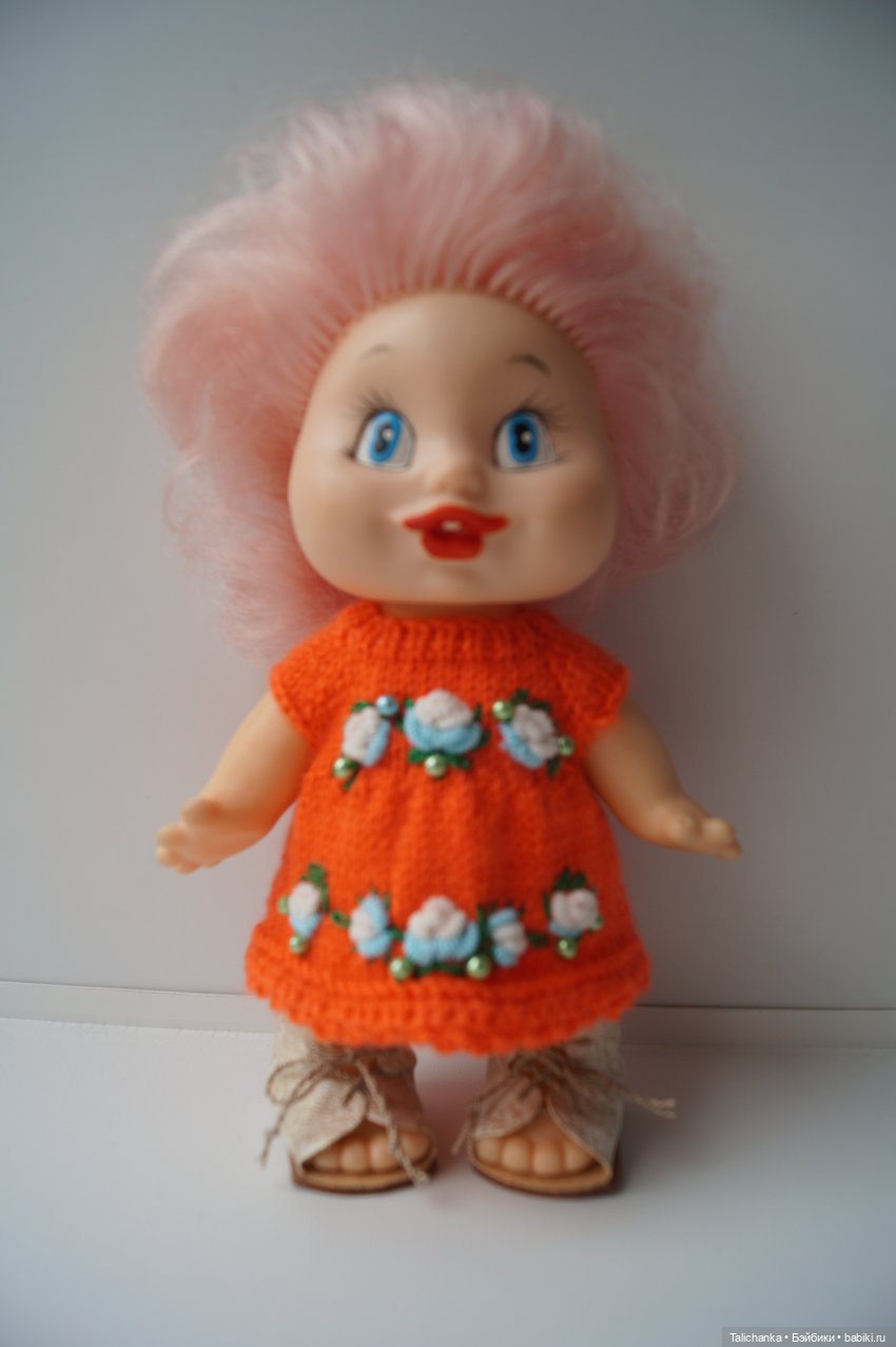 Пятая выписка июля. Новые волосы для горьковской девочки. Карлсон здоров. Две Женьки прихорошились. Оленьки снова видят