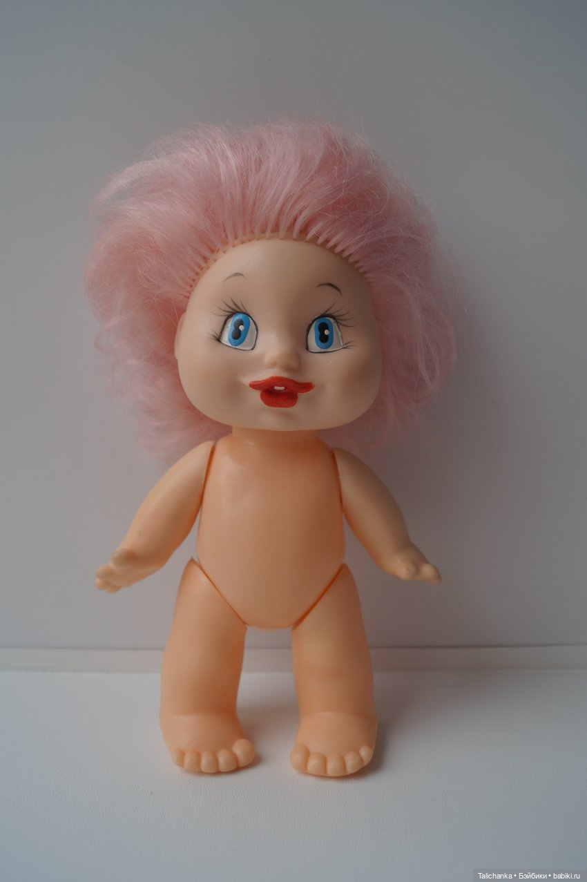 Пятая выписка июля. Новые волосы для горьковской девочки. Карлсон здоров. Две Женьки прихорошились. Оленьки снова видят