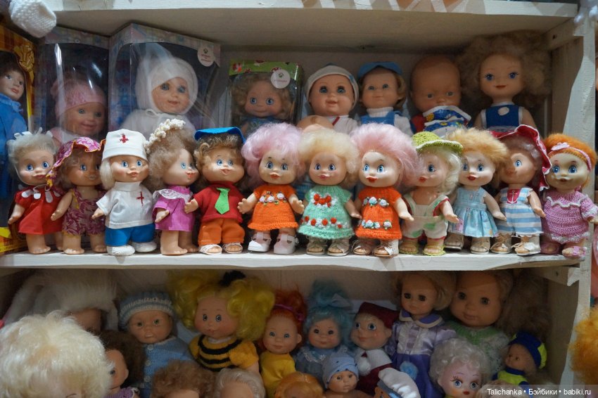 Пятая выписка июля. Новые волосы для горьковской девочки. Карлсон здоров. Две Женьки прихорошились. Оленьки снова видят