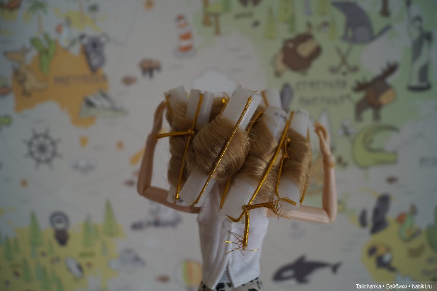 Вторая выписка августа. Вправлено 2 перелома шеи и один перелом запястья. Прошиваем волосы, восстанавливаем роспись акрилом