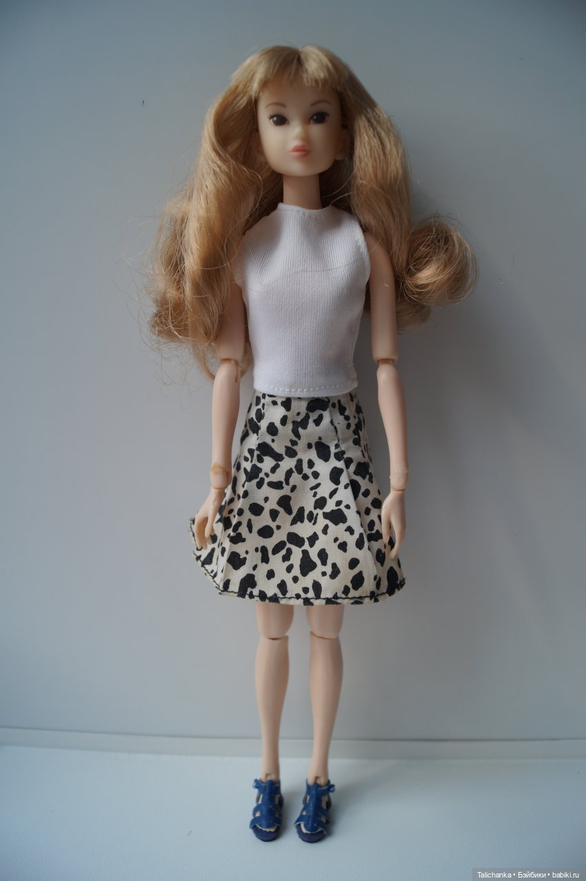 Вторая выписка августа. Вправлено 2 перелома шеи и один перелом запястья. Прошиваем волосы, восстанавливаем роспись акрилом