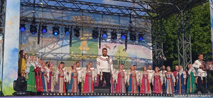 Вторая выписка августа. Вправлено 2 перелома шеи и один перелом запястья. Прошиваем волосы, восстанавливаем роспись акрилом