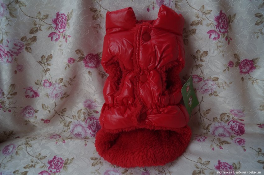 Пришла посылка с мягкими игрушками, а ещё одна с куклами