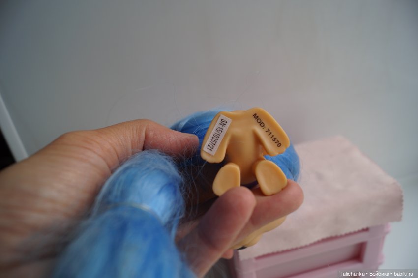 Третья выписка сентября. Паяем маму Умки, клеим колкий пластик, нейрохирург вылечил верблюда. Восстанавливаем волосы паром