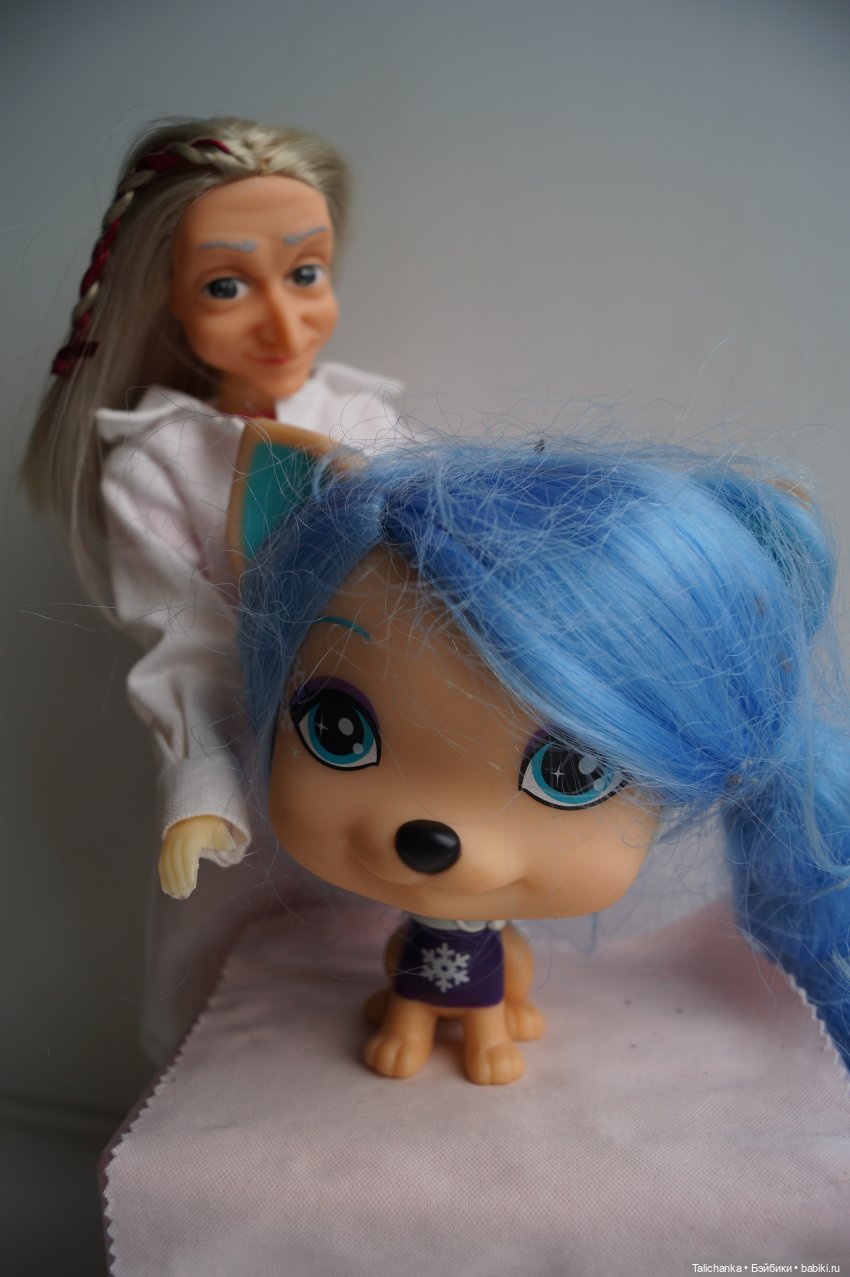 Третья выписка сентября. Паяем маму Умки, клеим колкий пластик, нейрохирург вылечил верблюда. Восстанавливаем волосы паром