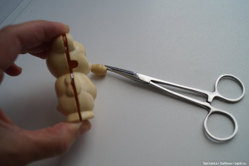 Третья выписка сентября. Паяем маму Умки, клеим колкий пластик, нейрохирург вылечил верблюда. Восстанавливаем волосы паром