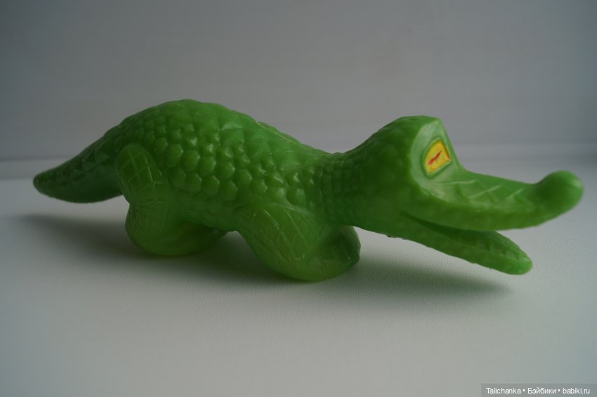 Третья выписка сентября. Паяем маму Умки, клеим колкий пластик, нейрохирург вылечил верблюда. Восстанавливаем волосы паром