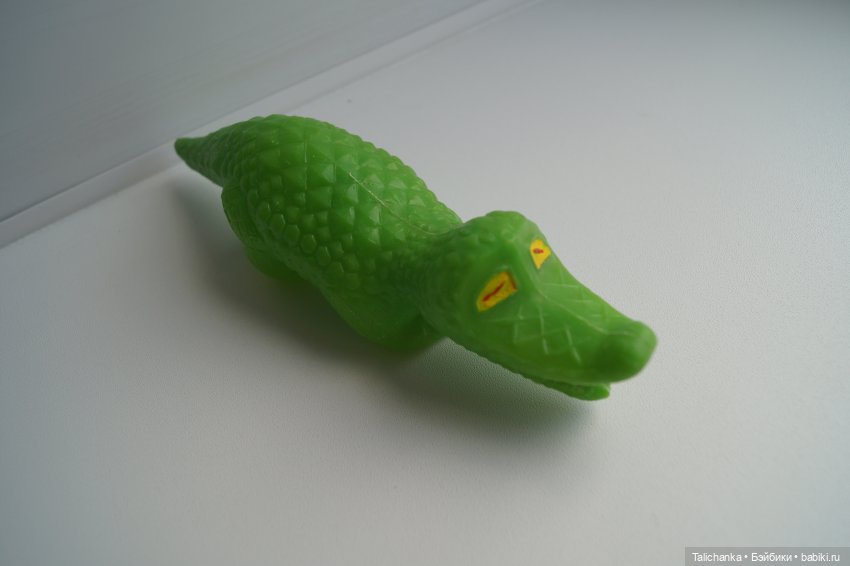 Третья выписка сентября. Паяем маму Умки, клеим колкий пластик, нейрохирург вылечил верблюда. Восстанавливаем волосы паром