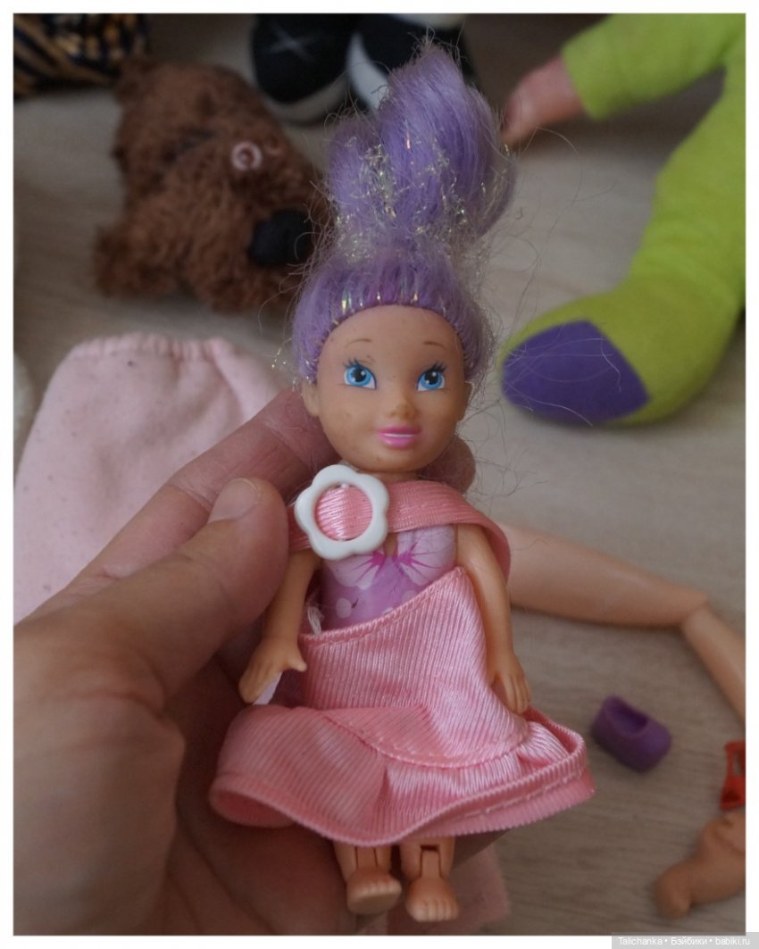 Третья выписка сентября. Паяем маму Умки, клеим колкий пластик, нейрохирург вылечил верблюда. Восстанавливаем волосы паром