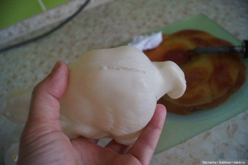 Третья выписка сентября. Паяем маму Умки, клеим колкий пластик, нейрохирург вылечил верблюда. Восстанавливаем волосы паром