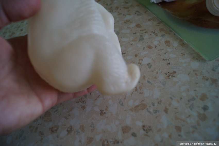 Третья выписка сентября. Паяем маму Умки, клеим колкий пластик, нейрохирург вылечил верблюда. Восстанавливаем волосы паром