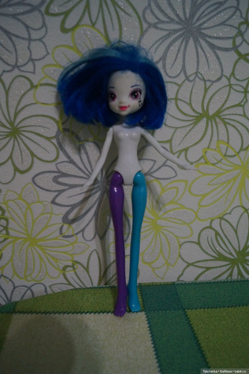 Четвёртая выписка сентября. Точечная пайка в труднодоступном месте. Покраска акрилом. Восстановление волос