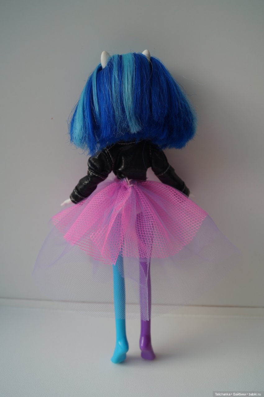 Четвёртая выписка сентября. Точечная пайка в труднодоступном месте. Покраска акрилом. Восстановление волос