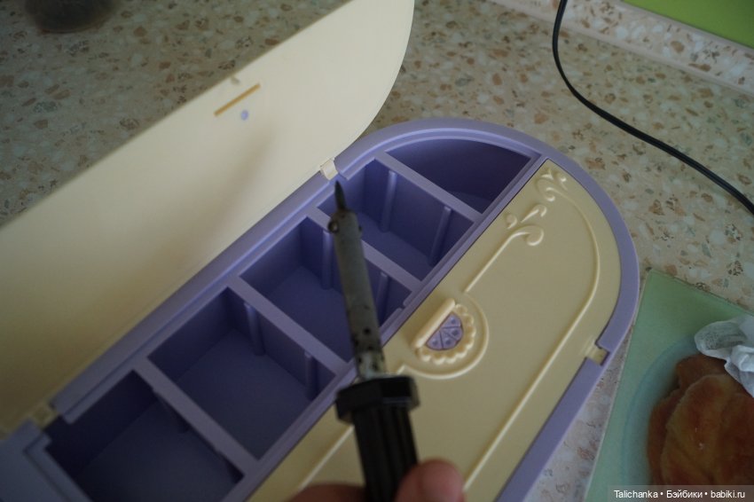 Первая выписка октября. Ремонт шкафа - паяю петли. Паяю шею маленькой куклы. Перетяжка шарнирной девочки. Ремонт таймера | Бэйбики Первая выписка октября. Ремонт шкафа - паяю петли. Паяю шею маленькой куклы. Перетяжка шарнирной девочки. Ремонт таймера