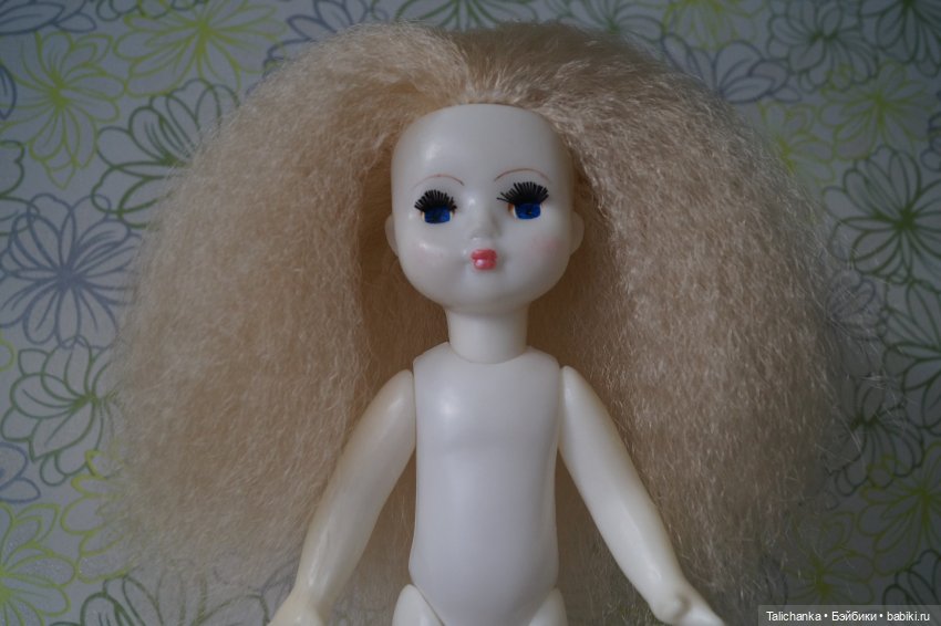 Пятая выписка октября. Как спаять сломанную на кусочки ногу и как её укрепить. Прошивка советской куклы. Из половинки куклы