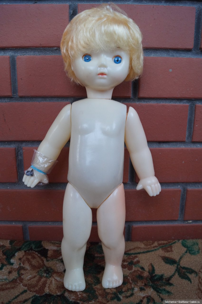 Пятая выписка октября. Как спаять сломанную на кусочки ногу и как её укрепить. Прошивка советской куклы. Из половинки куклы