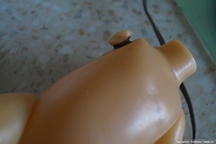 Пятая выписка октября. Как спаять сломанную на кусочки ногу и как её укрепить. Прошивка советской куклы. Из половинки куклы