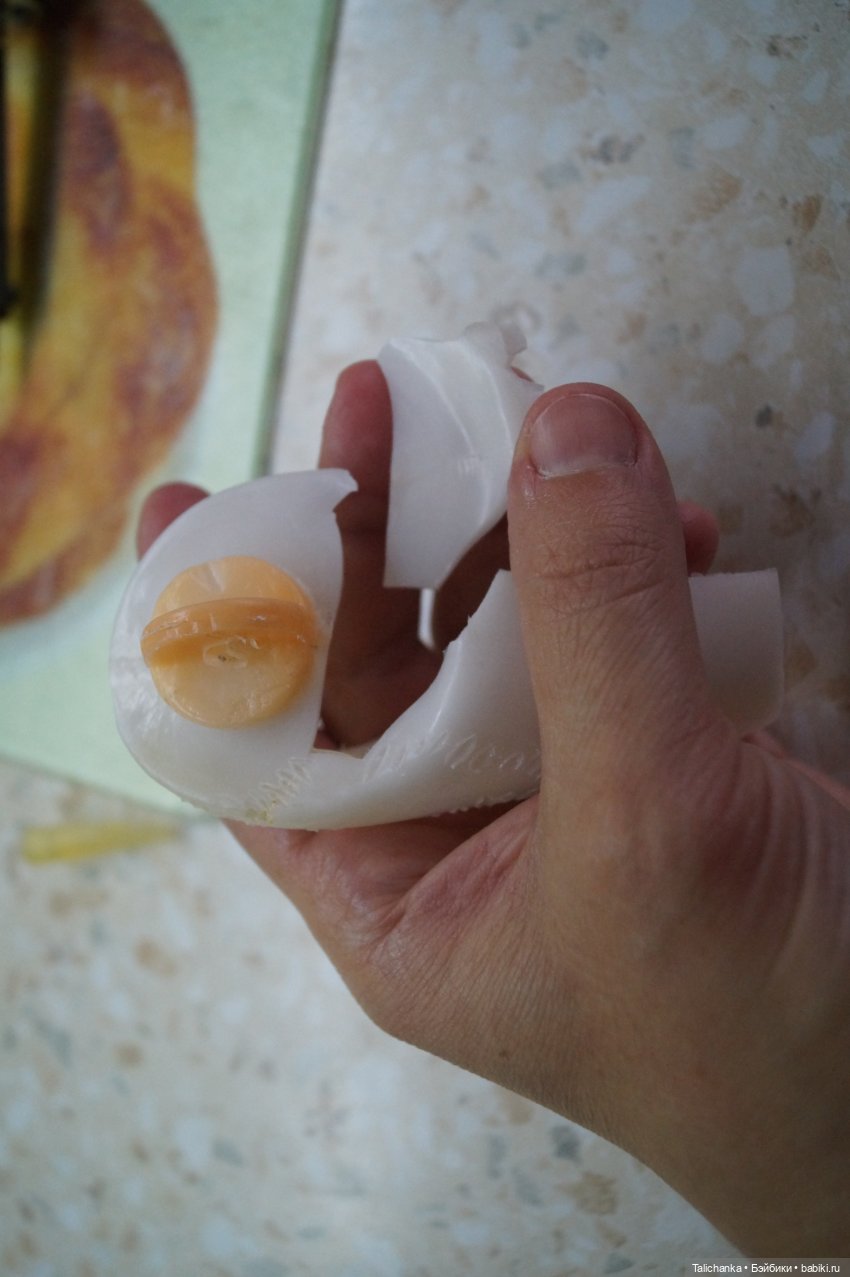 Пятая выписка октября. Как спаять сломанную на кусочки ногу и как её укрепить. Прошивка советской куклы. Из половинки куклы