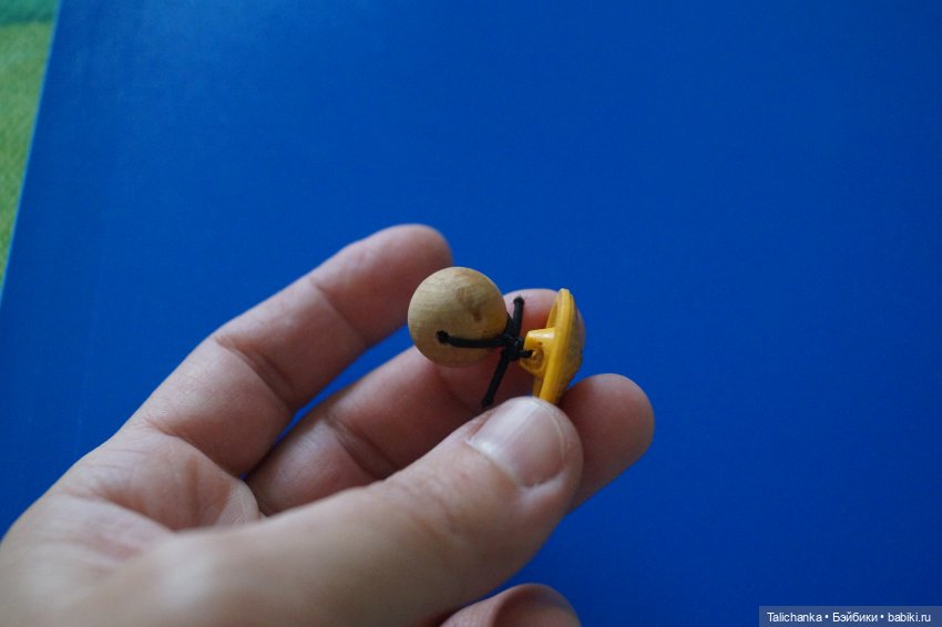 Пятая выписка октября. Как спаять сломанную на кусочки ногу и как её укрепить. Прошивка советской куклы. Из половинки куклы