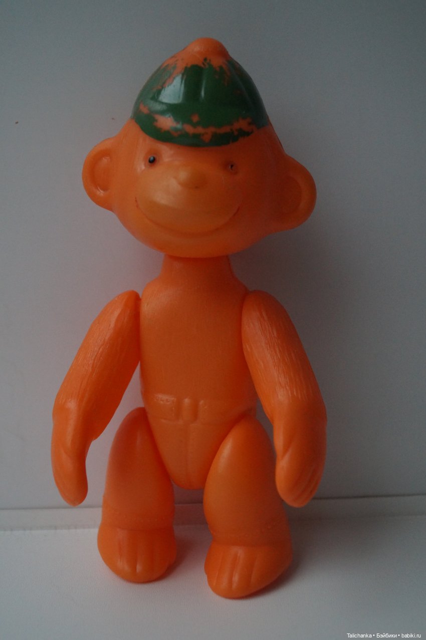 Первая выписка ноября. Борис Анатольевич и механик Аркадий чинили тележку. Как загладить покусы на пластике