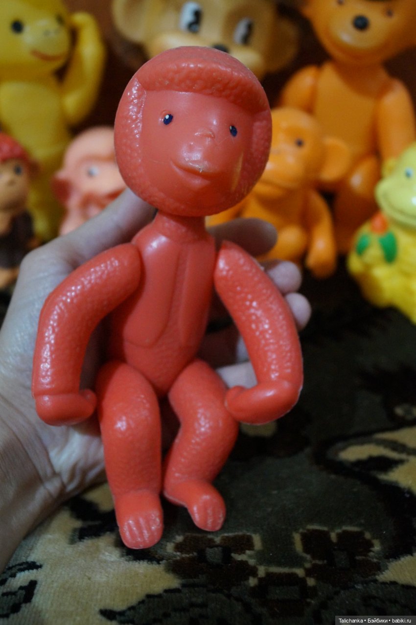 Первая выписка ноября. Борис Анатольевич и механик Аркадий чинили тележку. Как загладить покусы на пластике