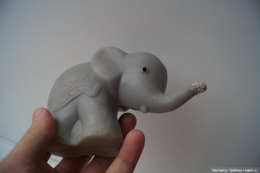 Первая выписка ноября. Борис Анатольевич и механик Аркадий чинили тележку. Как загладить покусы на пластике