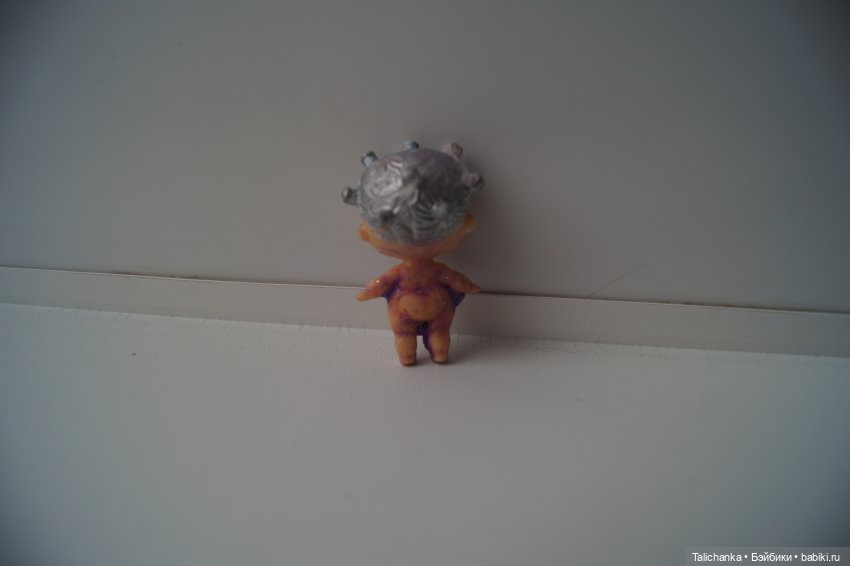 Первая выписка ноября. Борис Анатольевич и механик Аркадий чинили тележку. Как загладить покусы на пластике