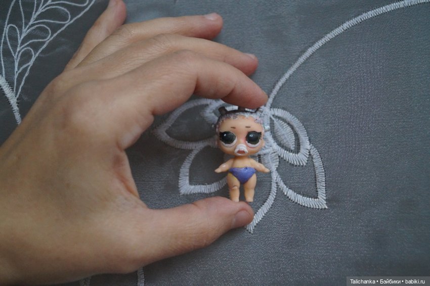 Первая выписка ноября. Борис Анатольевич и механик Аркадий чинили тележку. Как загладить покусы на пластике