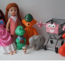 Первая выписка ноября. Борис Анатольевич и механик Аркадий чинили тележку. Как загладить покусы на пластике