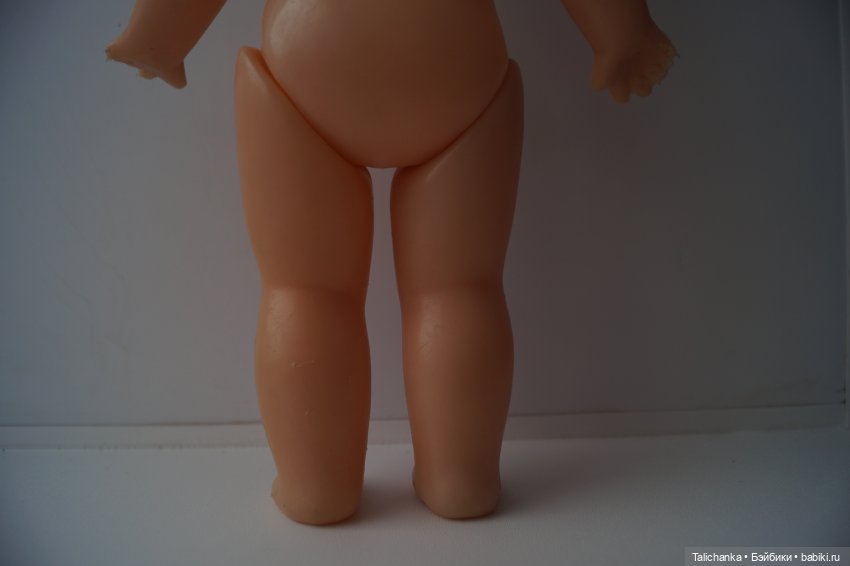 Вторая выписка ноября. Учусь наращивать утраченные пальцы, прошиваю волосы. Борис Анатольевич починил стул и кровать (фото