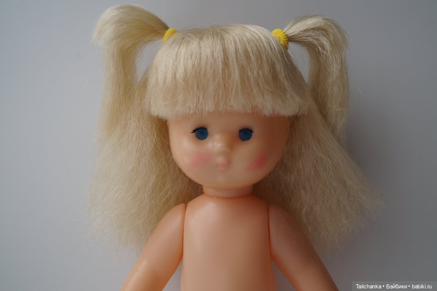 Вторая выписка ноября. Учусь наращивать утраченные пальцы, прошиваю волосы. Борис Анатольевич починил стул и кровать