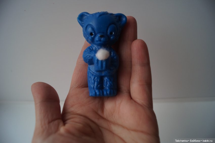 Вторая выписка ноября. Учусь наращивать утраченные пальцы, прошиваю волосы. Борис Анатольевич починил стул и кровать