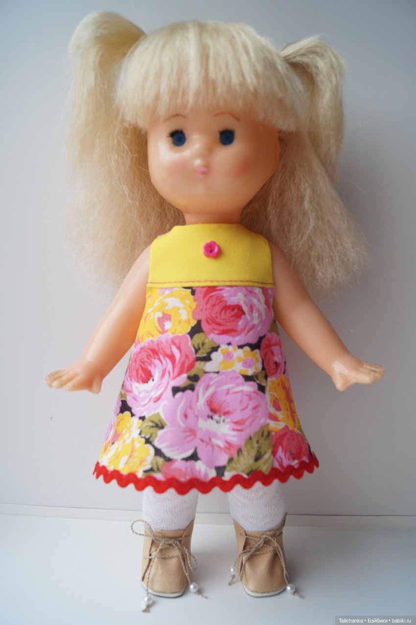 Выкройка платьица и туфелек для Кирово-Чепецкой Оли 34 см ростом