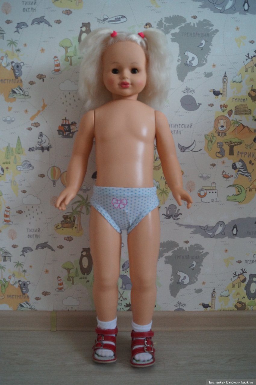 Третья выписка ноября. Покраска выгоревшего пластика. Удаляем жир с волос. Заклеиваем разрыв глазницы ГДРчика