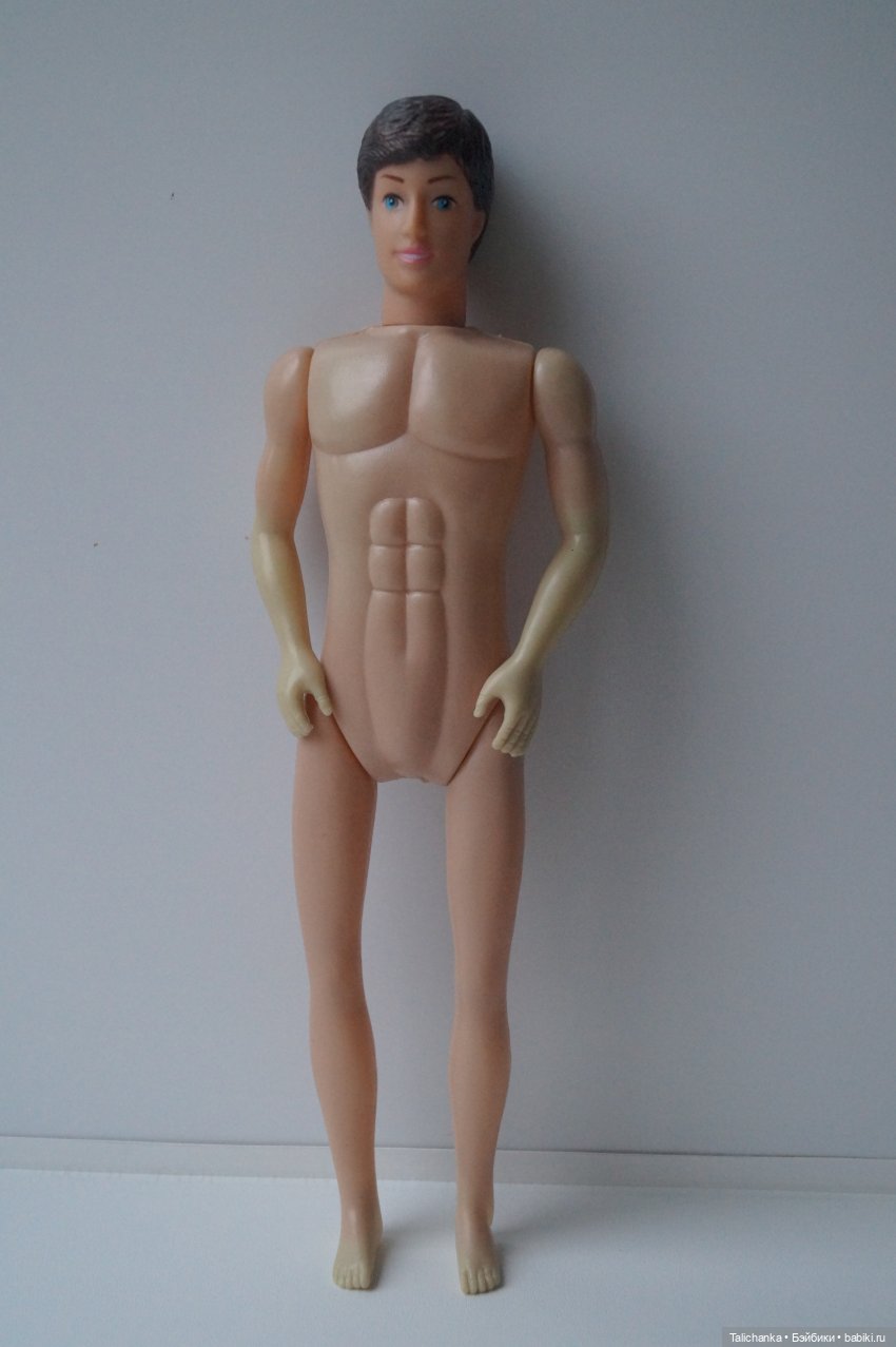 Третья выписка ноября. Покраска выгоревшего пластика. Удаляем жир с волос. Заклеиваем разрыв глазницы ГДРчика (фото 3)