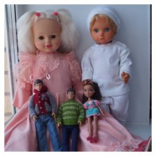 Третья выписка ноября. Покраска выгоревшего пластика. Удаляем жир с волос. Заклеиваем разрыв глазницы ГДРчика