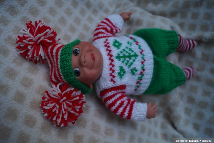 Продолжение новогоднего вязания