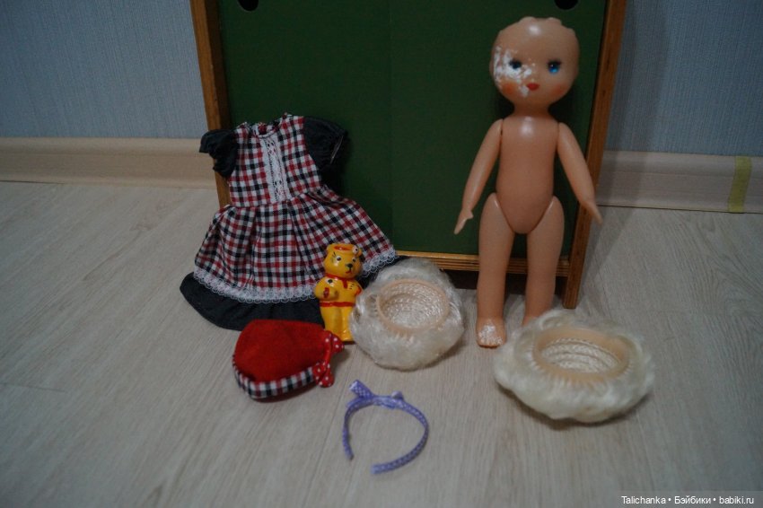 Две посылки с куклами и мебелью (фото 7)