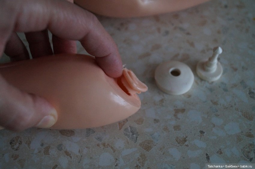 Третья выписка декабря. Сложный пациент с отсутствием волос, переломом тазобедренного сустава - вылечен. Как загладить ожоги на лице куклы | Бэйбики Третья выписка декабря. Сложный пациент с отсутствием волос, переломом тазобедренного сустава - вылечен. Как загладить ожоги