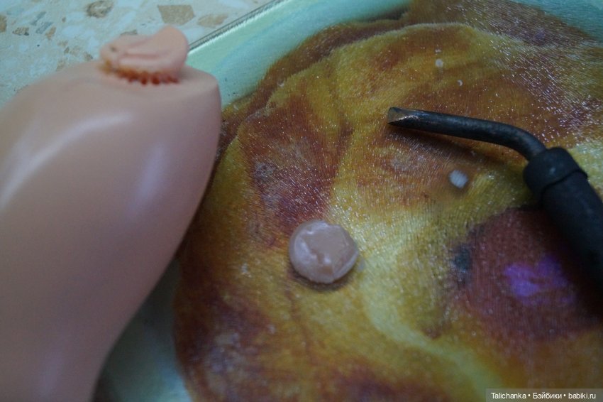 Третья выписка декабря. Сложный пациент с отсутствием волос, переломом тазобедренного сустава - вылечен. Как загладить ожоги на лице куклы | Бэйбики Третья выписка декабря. Сложный пациент с отсутствием волос, переломом тазобедренного сустава - вылечен. Как загладить ожоги