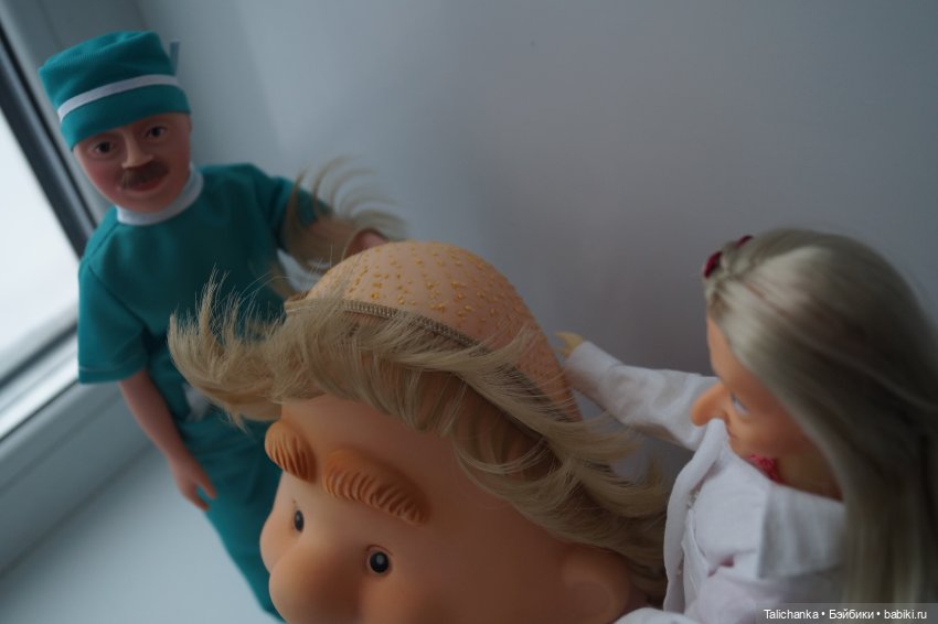 Третья выписка декабря. Сложный пациент с отсутствием волос, переломом тазобедренного сустава - вылечен. Как загладить ожоги на лице куклы | Бэйбики Третья выписка декабря. Сложный пациент с отсутствием волос, переломом тазобедренного сустава - вылечен. Как загладить ожоги