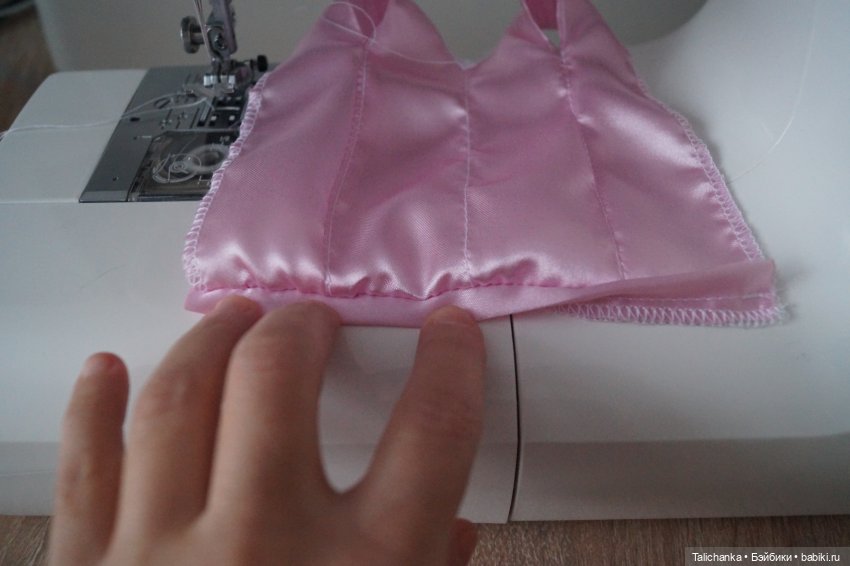 Выкройка платья с драпировкой для Санди, Сюзи и других девушек-подружек Барби