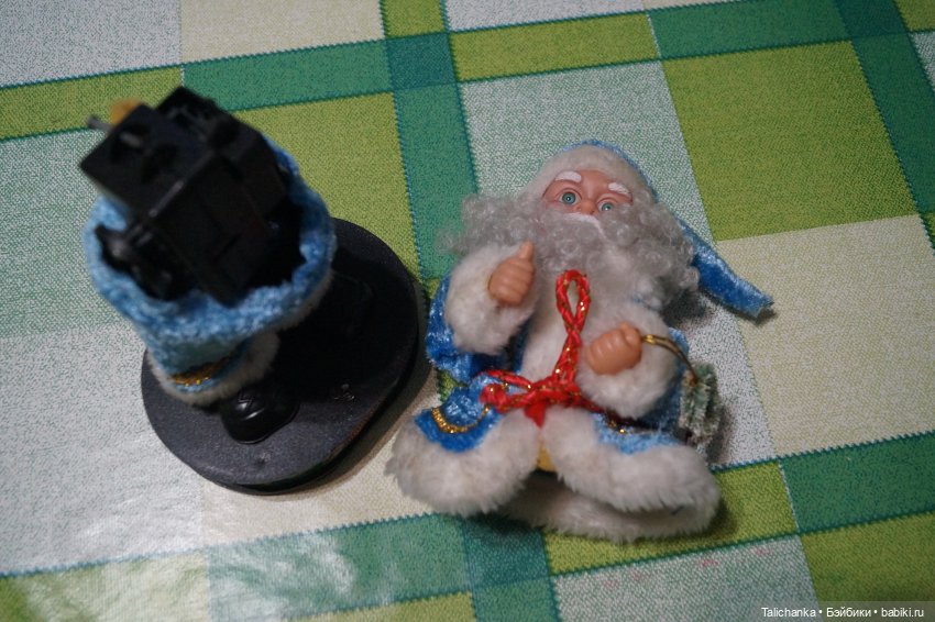 Пятая выписка декабря. Новогодний герой лечился у нейрохирурга. Починка шеи, как приклеить отпавшие кусочки. Прошивка волос