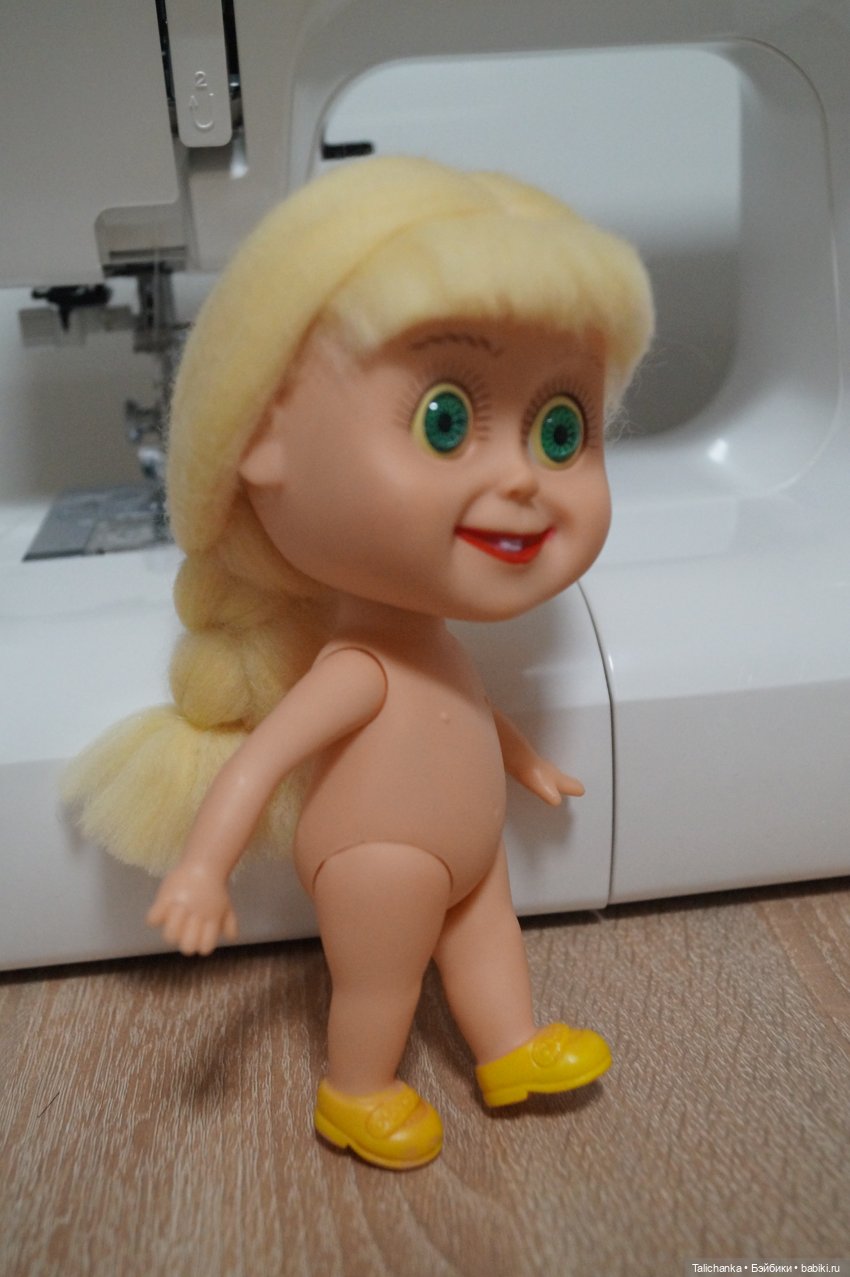 Пятая выписка декабря. Новогодний герой лечился у нейрохирурга. Починка шеи, как приклеить отпавшие кусочки. Прошивка волос