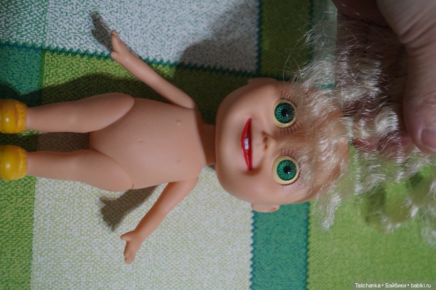 Пятая выписка декабря. Новогодний герой лечился у нейрохирурга. Починка шеи, как приклеить отпавшие кусочки. Прошивка волос