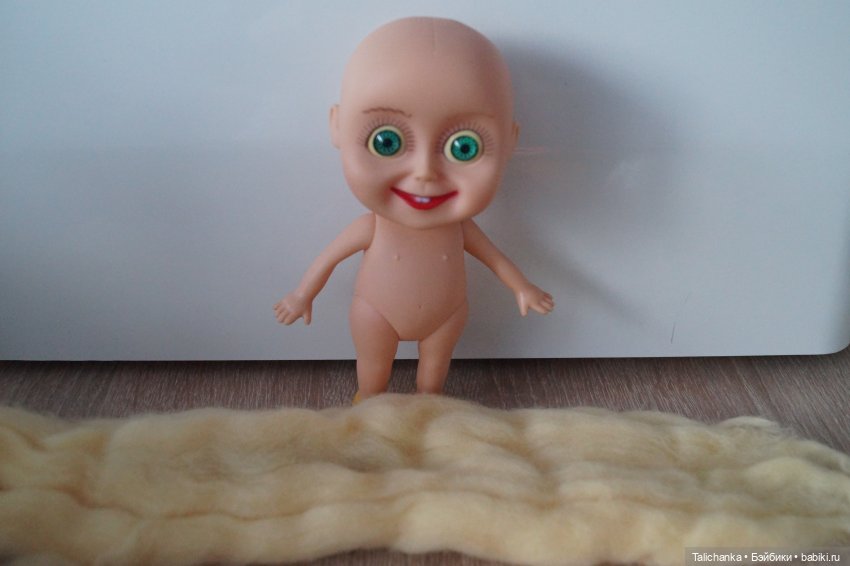 Пятая выписка декабря. Новогодний герой лечился у нейрохирурга. Починка шеи, как приклеить отпавшие кусочки. Прошивка волос