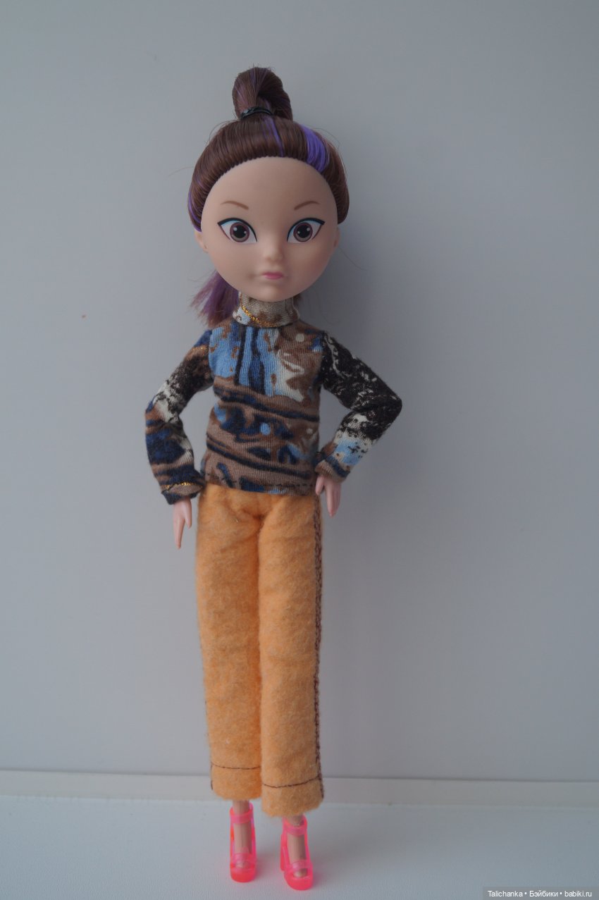 Пятая выписка декабря. Новогодний герой лечился у нейрохирурга. Починка шеи, как приклеить отпавшие кусочки. Прошивка волос