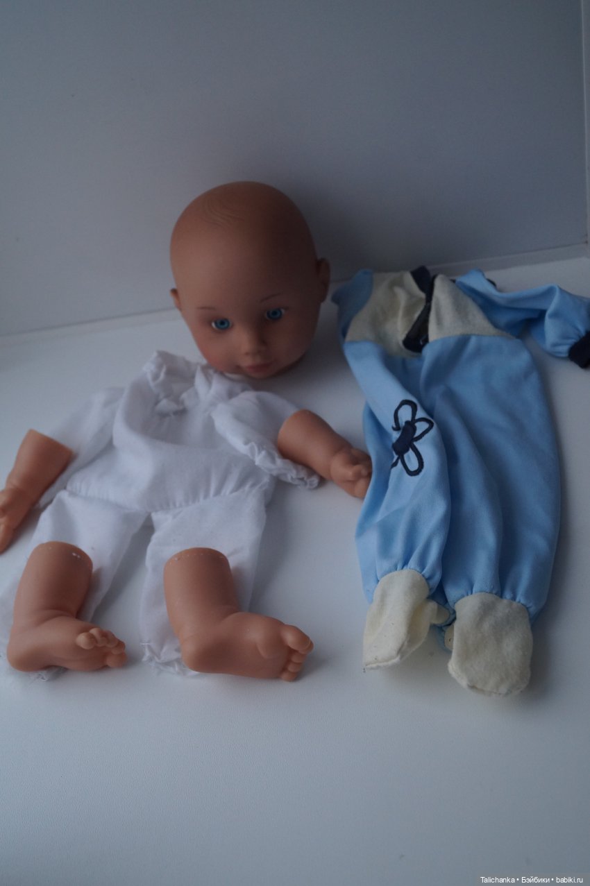 Вторая выписка января. Паяю пяточку. Лечение штырька у моргающего глазика, полная прошивка, замена ресничек, как убрать клей